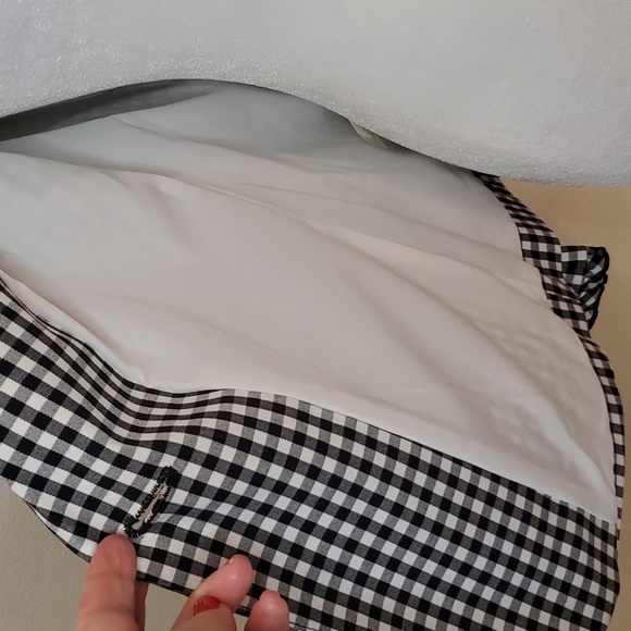 Ann Taylor ❤️NWT❤️ Size 8 Petite Black & White Check Blazer w/ Ruffled Wrists!❤️ - Picture 12 of 17